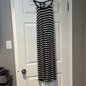 Striped maxi dress with side slits